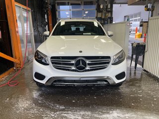 Mercedes-Benz GLC  2019 à St-Jérôme, Québec - 4 - w320h240px