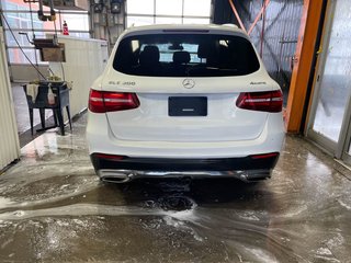 Mercedes-Benz GLC  2019 à St-Jérôme, Québec - 6 - w320h240px