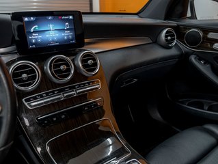 2020 Mercedes-Benz GLC in St-Jérôme, Quebec - 17 - w320h240px