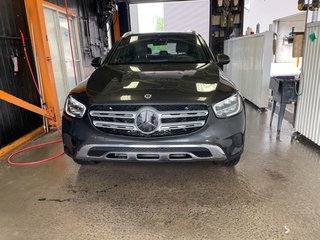 Mercedes-Benz GLC  2022 à St-Jérôme, Québec - 6 - w320h240px