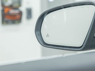 Mercedes-Benz GLC  2022 à St-Jérôme, Québec - 32 - w320h240px