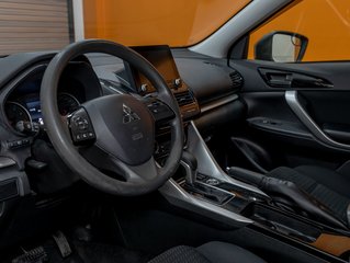 Mitsubishi ECLIPSE CROSS  2022 à St-Jérôme, Québec - 2 - w320h240px