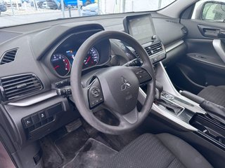 Mitsubishi ECLIPSE CROSS  2022 à St-Jérôme, Québec - 3 - w320h240px