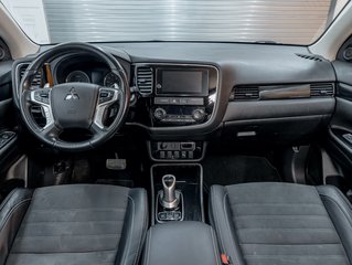 Mitsubishi OUTLANDER PHEV  2018 à St-Jérôme, Québec - 12 - w320h240px