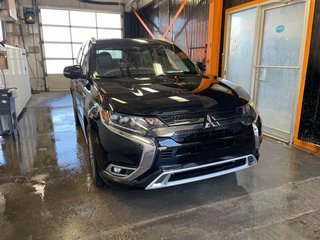 2022 Mitsubishi Outlander PHEV in St-Jérôme, Quebec - 10 - w320h240px