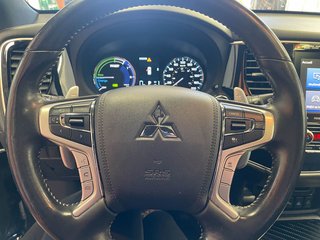 2022 Mitsubishi Outlander PHEV in St-Jérôme, Quebec - 16 - w320h240px