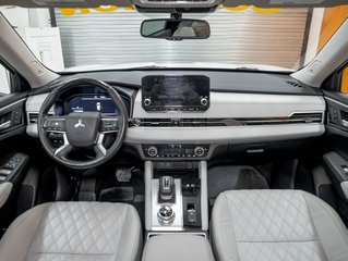 Mitsubishi Outlander PHEV  2023 à St-Jérôme, Québec - 12 - w320h240px