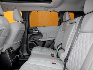 Mitsubishi Outlander PHEV  2023 à St-Jérôme, Québec - 31 - w320h240px