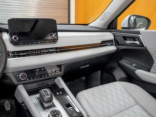Mitsubishi Outlander PHEV  2023 à St-Jérôme, Québec - 22 - w320h240px