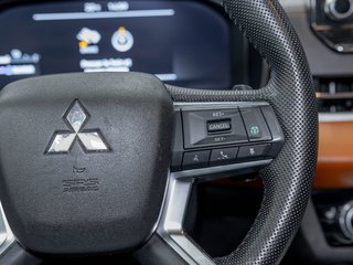 Mitsubishi Outlander PHEV  2023 à St-Jérôme, Québec - 17 - w320h240px
