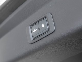 Mitsubishi Outlander PHEV  2023 à St-Jérôme, Québec - 35 - w320h240px