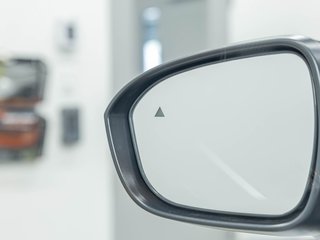 Mitsubishi Outlander PHEV  2023 à St-Jérôme, Québec - 36 - w320h240px