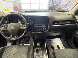 2019 Mitsubishi Outlander in St-Jérôme, Quebec - 10 - w320h240px