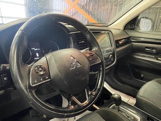 2019 Mitsubishi Outlander in St-Jérôme, Quebec - 3 - w320h240px
