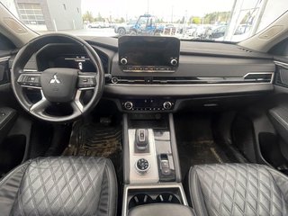 2022 Mitsubishi Outlander in St-Jérôme, Quebec - 13 - w320h240px