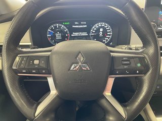 Mitsubishi Outlander  2022 à St-Jérôme, Québec - 16 - w320h240px