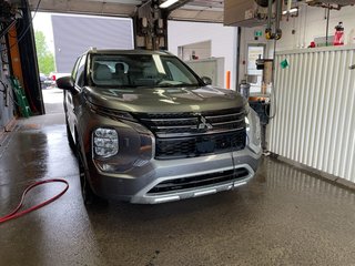 Mitsubishi Outlander  2022 à St-Jérôme, Québec - 12 - w320h240px