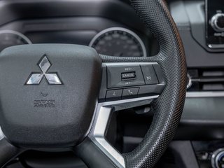 Mitsubishi Outlander  2023 à St-Jérôme, Québec - 16 - w320h240px