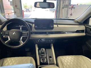 2023 Mitsubishi Outlander in St-Jérôme, Quebec - 13 - w320h240px