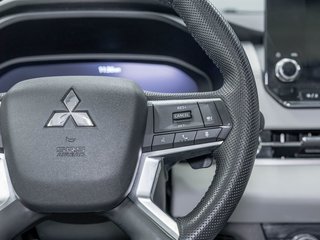 Mitsubishi Outlander  2023 à St-Jérôme, Québec - 16 - w320h240px