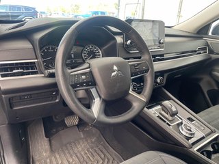 Mitsubishi Outlander  2024 à St-Jérôme, Québec - 5 - w320h240px