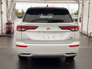 Mitsubishi Outlander  2024 à St-Jérôme, Québec - 9 - w320h240px
