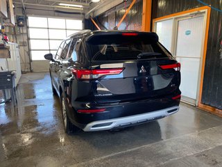 Mitsubishi Outlander  2024 à St-Jérôme, Québec - 6 - w320h240px
