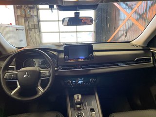 Mitsubishi Outlander  2024 à St-Jérôme, Québec - 12 - w320h240px