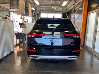 Mitsubishi Outlander  2024 à St-Jérôme, Québec - 8 - w320h240px