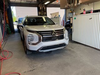 Mitsubishi Outlander  2025 à St-Jérôme, Québec - 10 - w320h240px