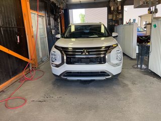 Mitsubishi Outlander  2025 à St-Jérôme, Québec - 5 - w320h240px