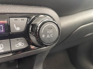 Nissan Kicks  2024 à St-Jérôme, Québec - 14 - w320h240px