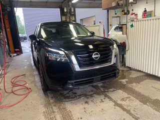 2022 Nissan Pathfinder in St-Jérôme, Quebec - 9 - w320h240px