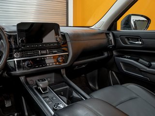 Nissan Pathfinder  2023 à St-Jérôme, Québec - 22 - w320h240px