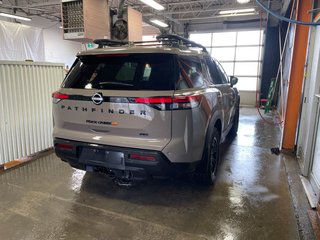 Nissan Pathfinder  2023 à St-Jérôme, Québec - 8 - w320h240px