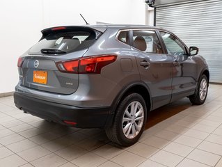 2017 Nissan Qashqai in St-Jérôme, Quebec - 8 - w320h240px