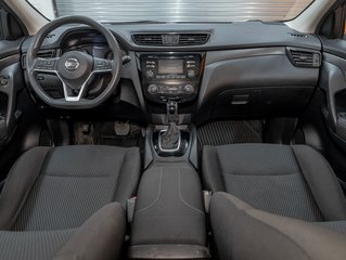 2017 Nissan Qashqai in St-Jérôme, Quebec - 11 - w320h240px