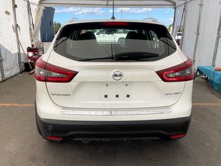 Nissan Qashqai  2023 à St-Jérôme, Québec - 8 - w320h240px