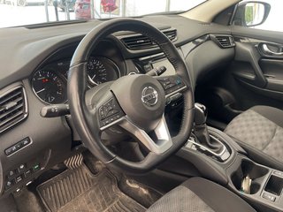 Nissan Qashqai  2023 à St-Jérôme, Québec - 4 - w320h240px