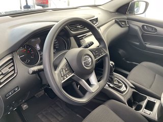 Nissan Qashqai  2023 à St-Jérôme, Québec - 3 - w320h240px