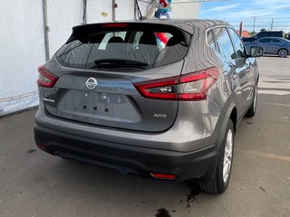 Nissan Qashqai  2023 à St-Jérôme, Québec - 8 - w320h240px