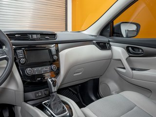 Nissan Qashqai  2023 à St-Jérôme, Québec - 18 - w320h240px