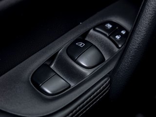 Nissan Qashqai  2023 à St-Jérôme, Québec - 26 - w320h240px