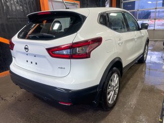 Nissan Qashqai  2023 à St-Jérôme, Québec - 8 - w320h240px