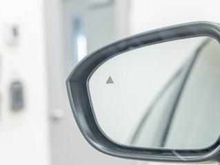 Nissan Rogue  2023 à St-Jérôme, Québec - 35 - w320h240px