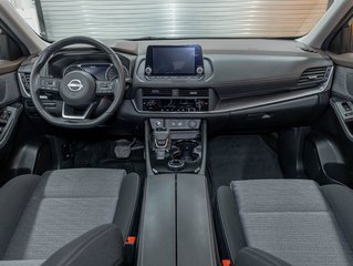Nissan Rogue  2023 à St-Jérôme, Québec - 12 - w320h240px