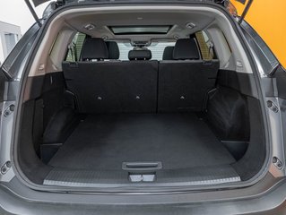 Nissan Rogue  2023 à St-Jérôme, Québec - 33 - w320h240px