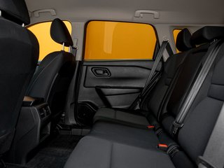 Nissan Rogue  2024 à St-Jérôme, Québec - 27 - w320h240px