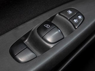 2017 Nissan Sentra in St-Jérôme, Quebec - 22 - w320h240px