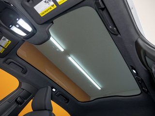 Polestar 2  2021 à St-Jérôme, Québec - 4 - w320h240px